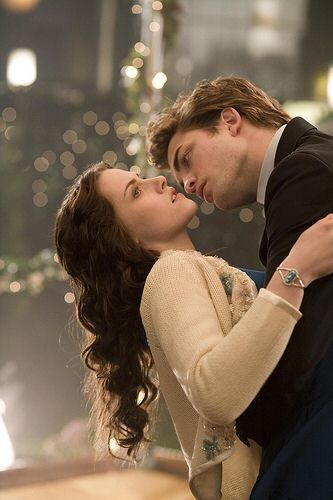 edward_bella_prom.jpg